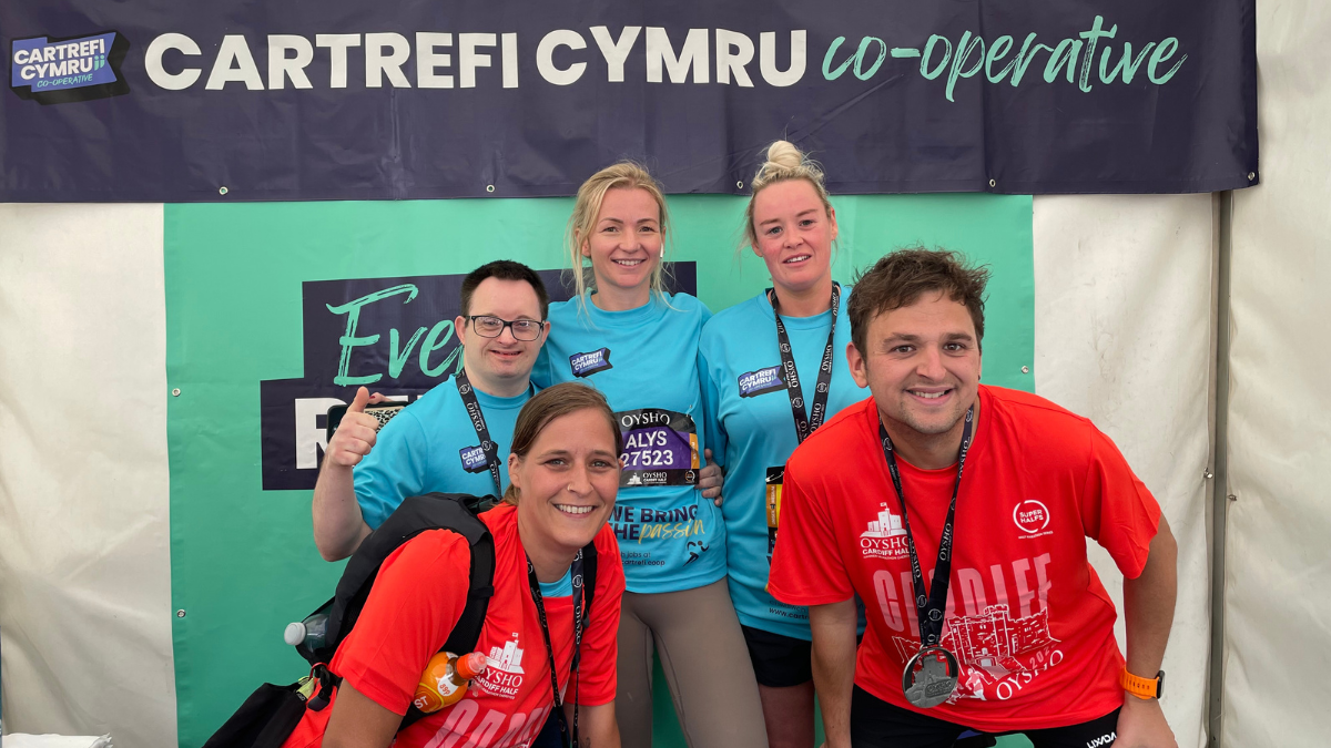 Runners from the Cardiff Half Marathon